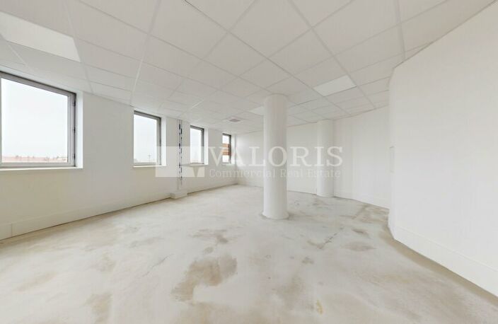 BUREAUX à LOUER — photo 4