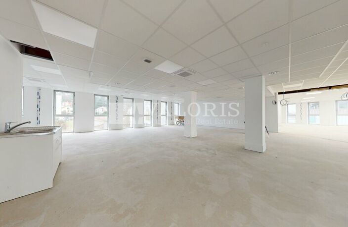BUREAUX à LOUER — photo 5