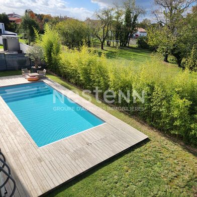 Maison 7 pièces 594000 €