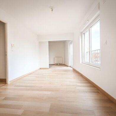 Appartement 1 pièces 576 €