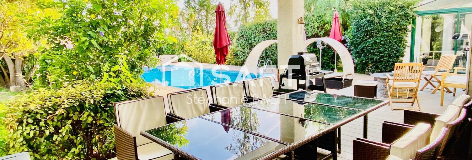 Maison 8 Pièces 179 m² à vendre à Ceyreste (13600)