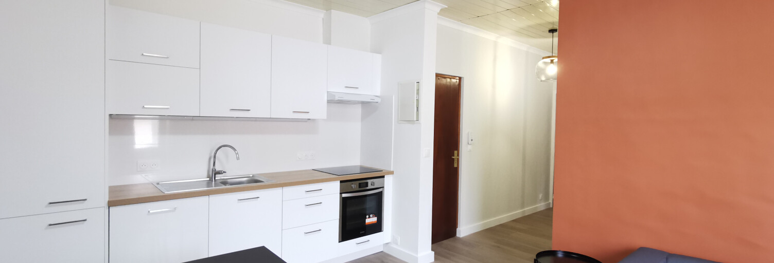 Appartement 3 Pièces 47 m² à louer à Marseille 8 (13008)