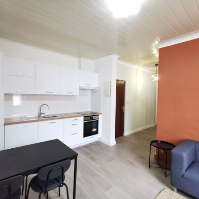 Appartement 3 pièces 930 €