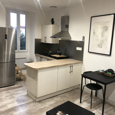 Appartement 2 pièces 750 €