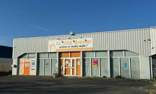 Commerce  1000 m² à vendre à Saint-Cyr-sur-Loire (37540)