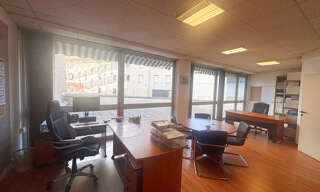 Bureau  86 m² à vendre à Nîmes (30900)