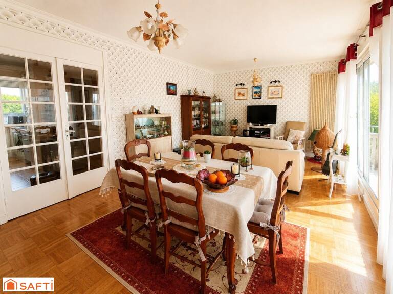 Appartement T4 lumineux secteur le musée - Rue Milhomme — photo 1