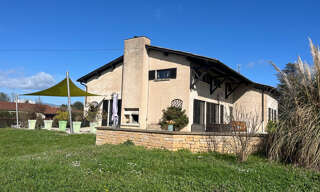 Maison 8 Pièces 280 m² à vendre à Belleville-en-Beaujolais (69220)