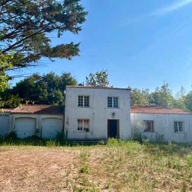 Maison 9 pièces 348550 €