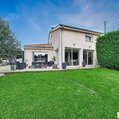 Maison 7 pièces 469000 €