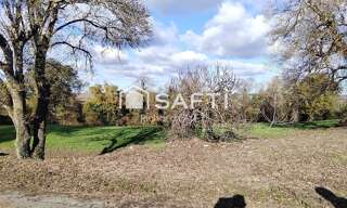 Terrain  1346 m² à vendre à Saint-Bonnet-sur-Gironde (17150)