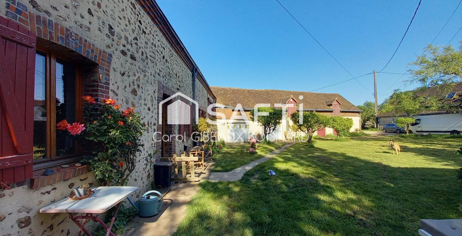 À découvrir : maison pleine d'âme et de caractère avec dépendances et terrain — photo 1