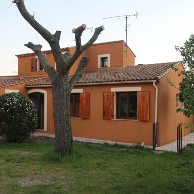 Maison 5 pièces 1115 €