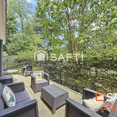 Appartement 4 pièces 294000 €