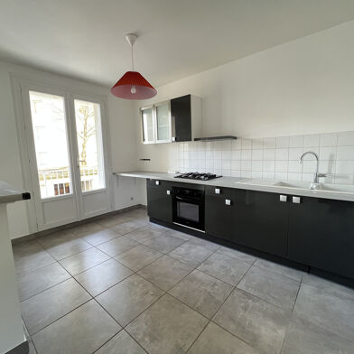 Appartement 2 pièces 545 €