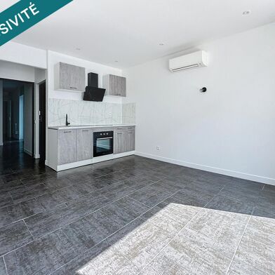 Appartement 3 pièces 135000 €