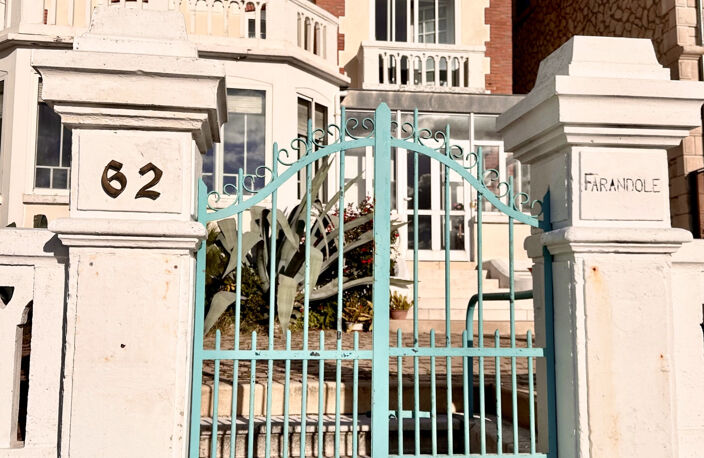 ROYAN 1er LIGNE FACE OCÉAN VILLA BELLE ÉPOQUE AU PRIX DE 1 4 — photo 4