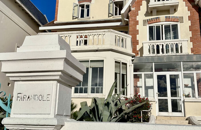ROYAN 1er LIGNE FACE OCÉAN VILLA BELLE ÉPOQUE AU PRIX DE 1 4 — photo 5