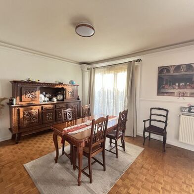 Appartement 4 pièces 119400 €