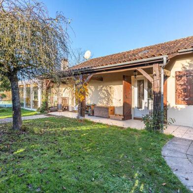 Maison 5 pièces 241960 €