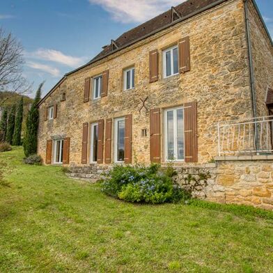 Maison 7 pièces 320000 €