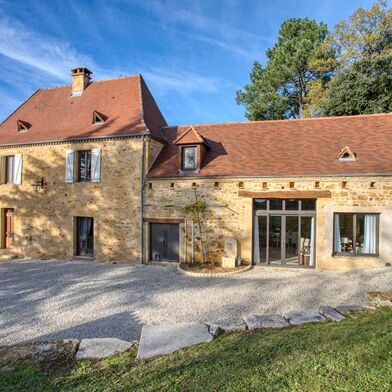 Maison 8 pièces 599000 €