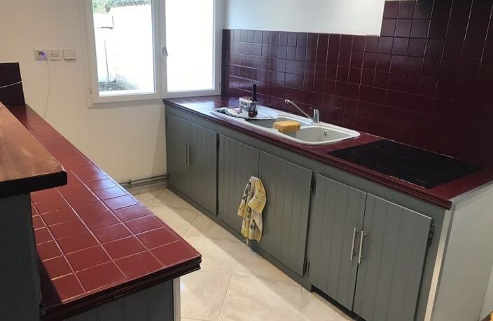 Maison en pierre de 4 pièces principales — photo 2