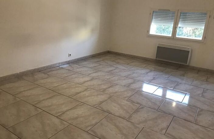 Maison en pierre de 4 pièces principales — photo 4