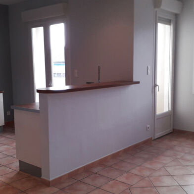 Appartement 4 pièces 920 €