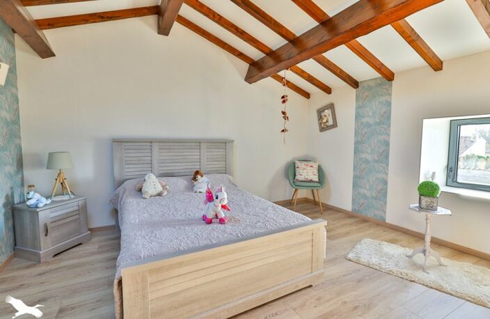 Maison en pierre de 7 pièces principales — photo 5