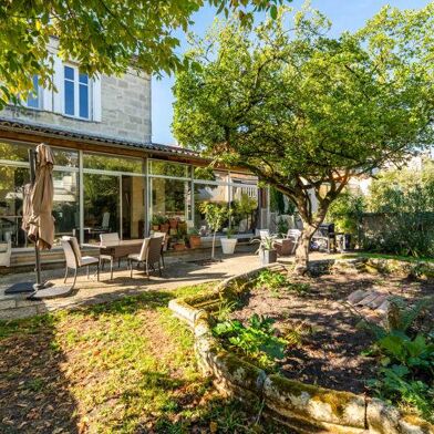 Maison 8 pièces 1239980 €