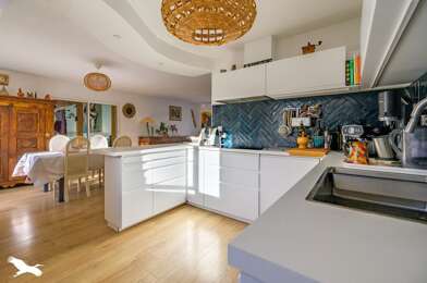 Maison 6 pièces 591555 €