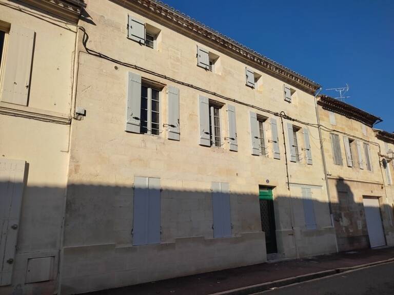 Immeuble   — photo 1