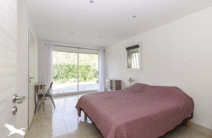 Villa de 5 pièces principales — photo 3
