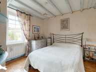 Maison en pierre de 9 pièces principales — photo 4