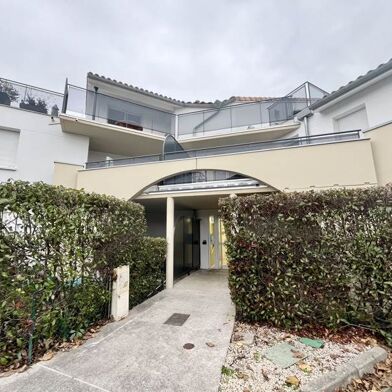 Appartement 1 pièces 95613 €