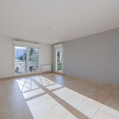 Appartement 3 pièces 228970 €