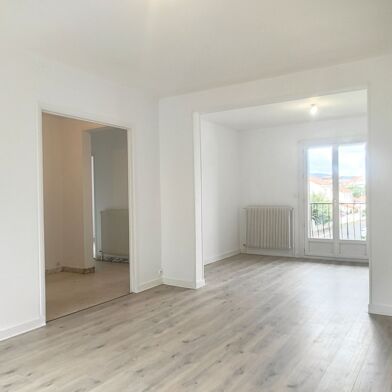 Appartement 4 pièces 1080 €