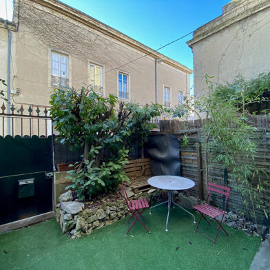 Appartement 3 pièces 989 €