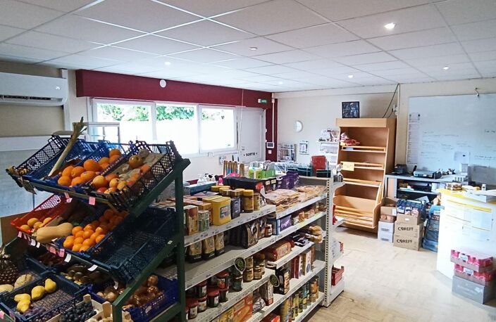 Vente Murs commerciaux 216 m&sup2; — photo 3
