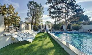 Commerce  114 m² à vendre à L'Isle-sur-la-Sorgue (84800)