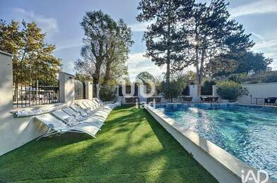 Commerce  275000 €