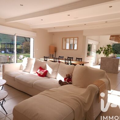 Maison 7 pièces 519000 €