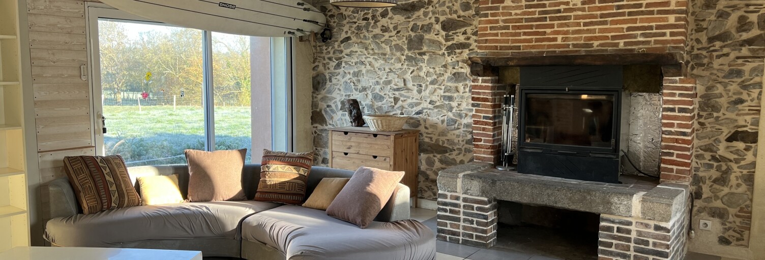 Maison 6 Pièces 146 m² à vendre à Saint Maurice Étusson (79150)