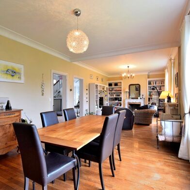 Maison 8 pièces 399000 €