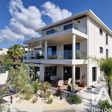 Maison 15 pièces 3220000 €