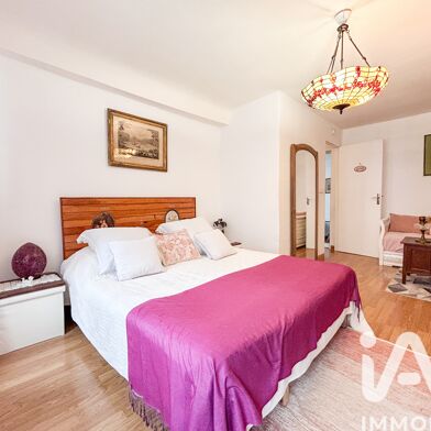 Maison 6 pièces 180000 €