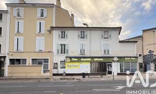 Immeuble  240 m² à vendre à Bourg-lès-Valence (26500)