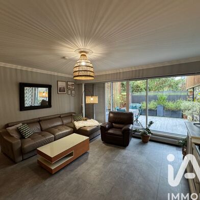 Appartement 4 pièces 260000 €