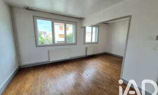 Maison 3 Pièces 73 m² à vendre à La Rochefoucauld-en-Angoumois (16110)